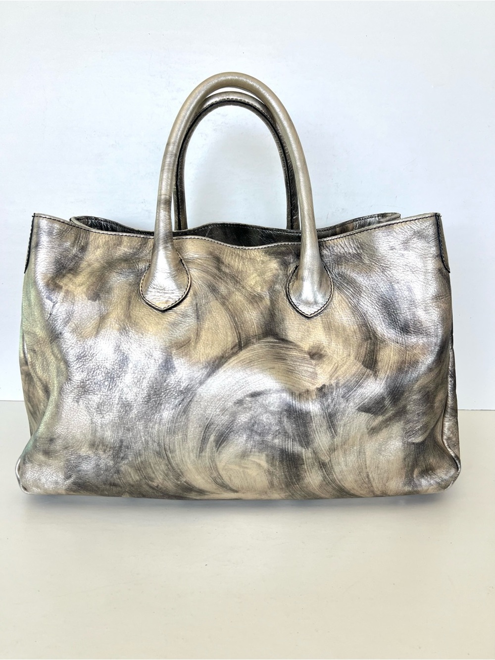 Maurizio Taiuti Metallic Swirl Leather Tote - Silver & Gold Tones